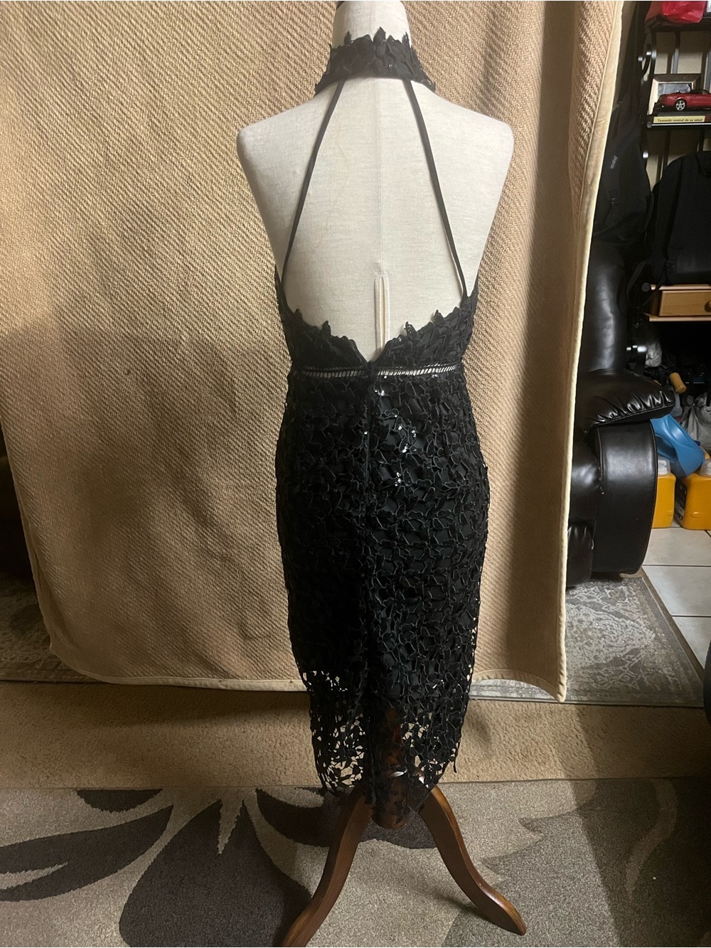Bardot Black SEQUIN LEAF LACE HALTER Midi Dress - Picture 2 of 4